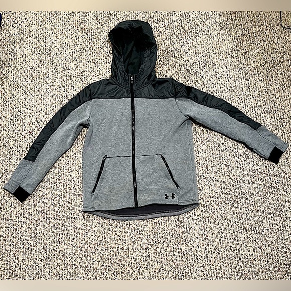 Under Armour Kids Cold Gear Large Jacket Hoodie